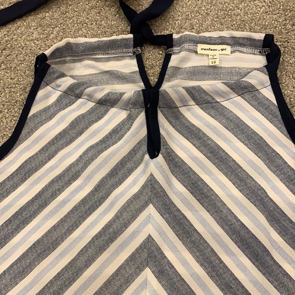 Girls nice dress top with tie bow in back - Picture 6 of 7